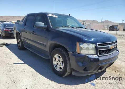 2007 Chevrolet Avalanche C1500 z USA, uszkodzony, nr VIN 3GNEC12J87G242931